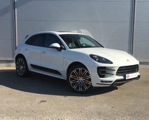 Car4Rent - F183A764 20F8 4DDA 9858 F4993BD46308