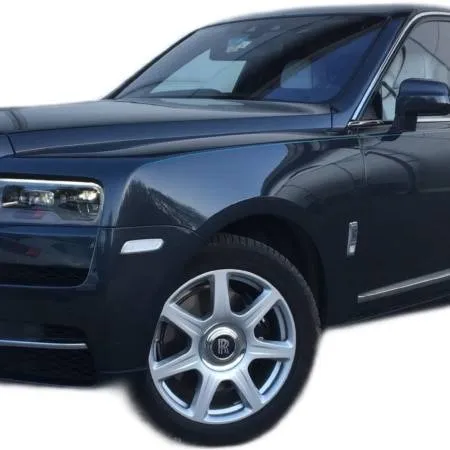 Car4Rent Cannes - Louer une Rolls-Royce Cullinan 5 Louer une Rolls-Royce Cullinan
