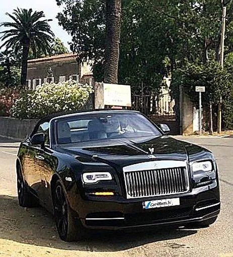 Car4Rent Cannes - Location Rolls-Royce 1 location Rolls-royce dawn, location de voiture saint-tropez, location de voiture de prestige à Monaco, Louer une voiture de luxe sur la Côte d'Azur, Location voiture de luxe PACA