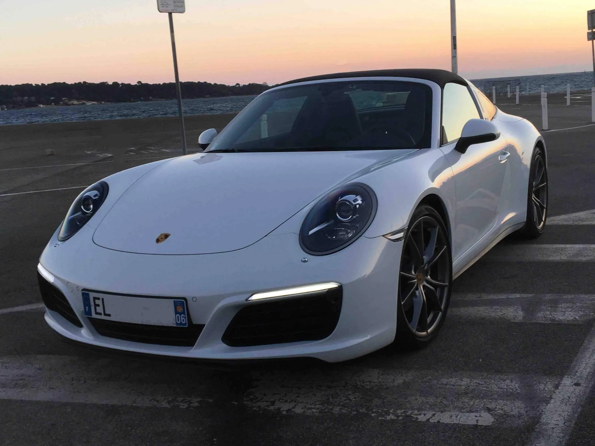 rent a porsche 992 targa, hire luxury car monaco, luxury car hire monaco,targa-palm-beach-1-1-scaled